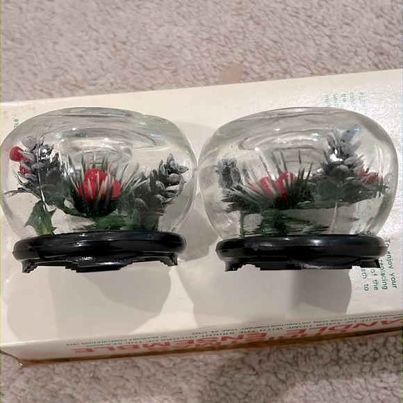 Vintage Glass Christmas Flower Terrarium 
Candle Holder Set - Picture 7 of 8